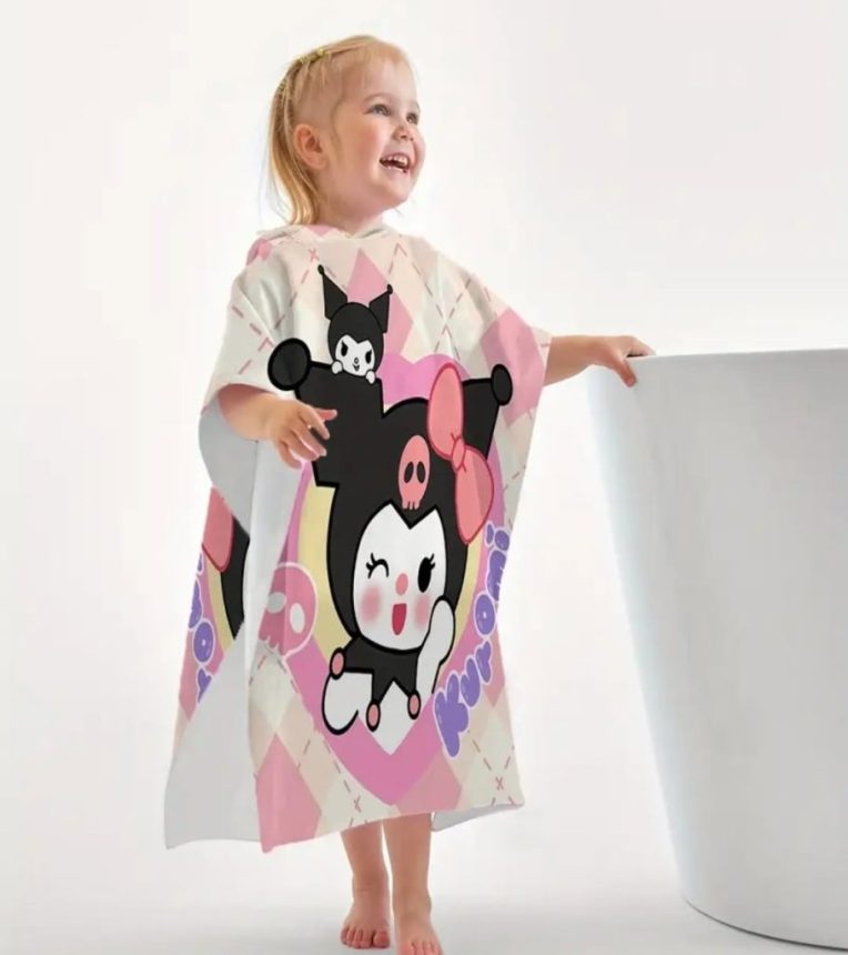 BATA DE MICROFIBRA CON CAPUCHA - Imagen 5